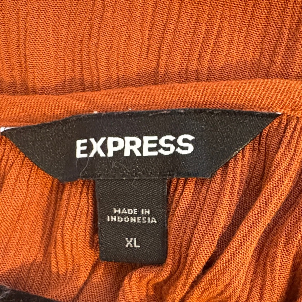 Express Rust Ruffle Sleeve Blouse – Size XL - Picture 3 of 3